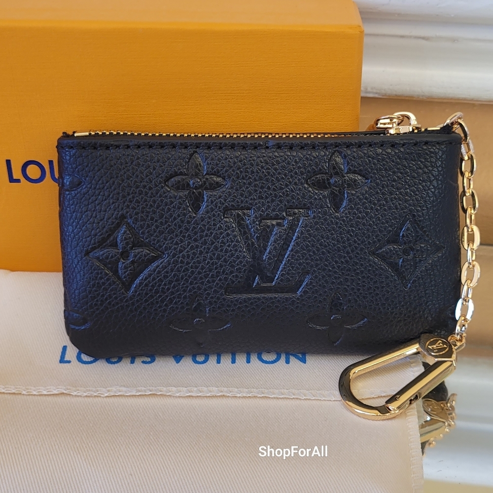 Louis Vuitton Black Monogram Key Pouch - Picture 3 of 11